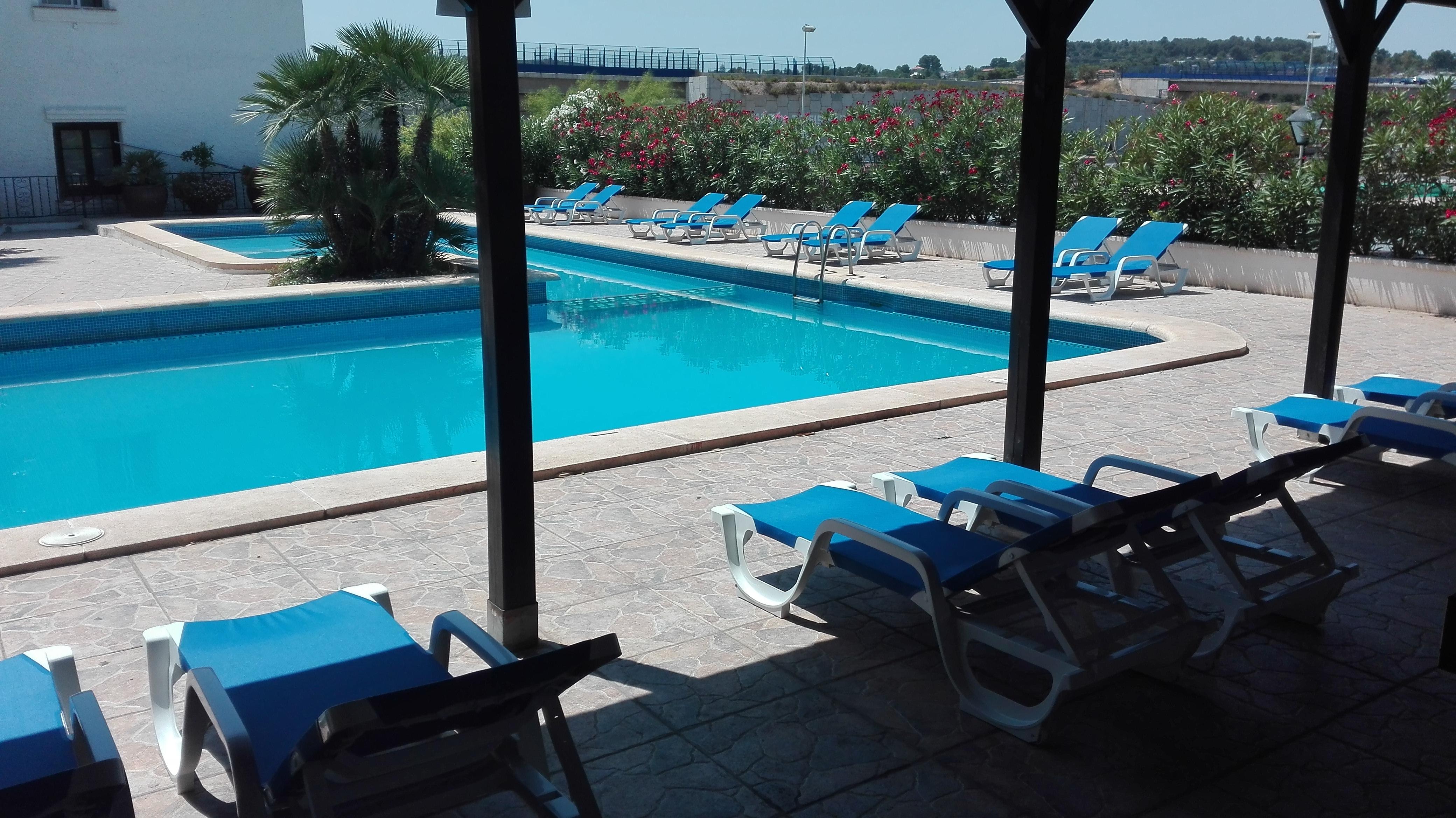 Hotel La Carreta Chiva Luaran gambar
