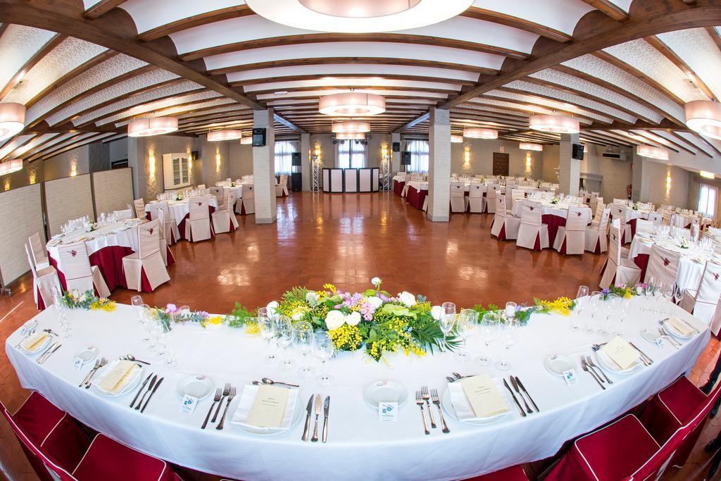 Hotel La Carreta Chiva Luaran gambar