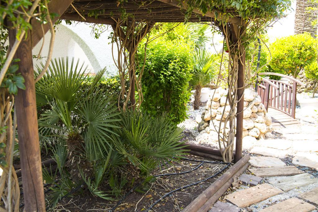 Hotel La Carreta Chiva Luaran gambar