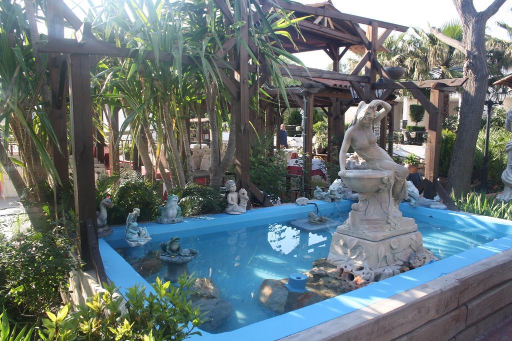 Hotel La Carreta Chiva Luaran gambar